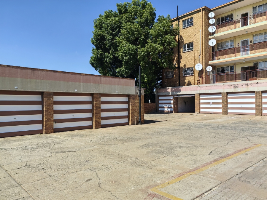2 Bedroom Property for Sale in Potchefstroom North West